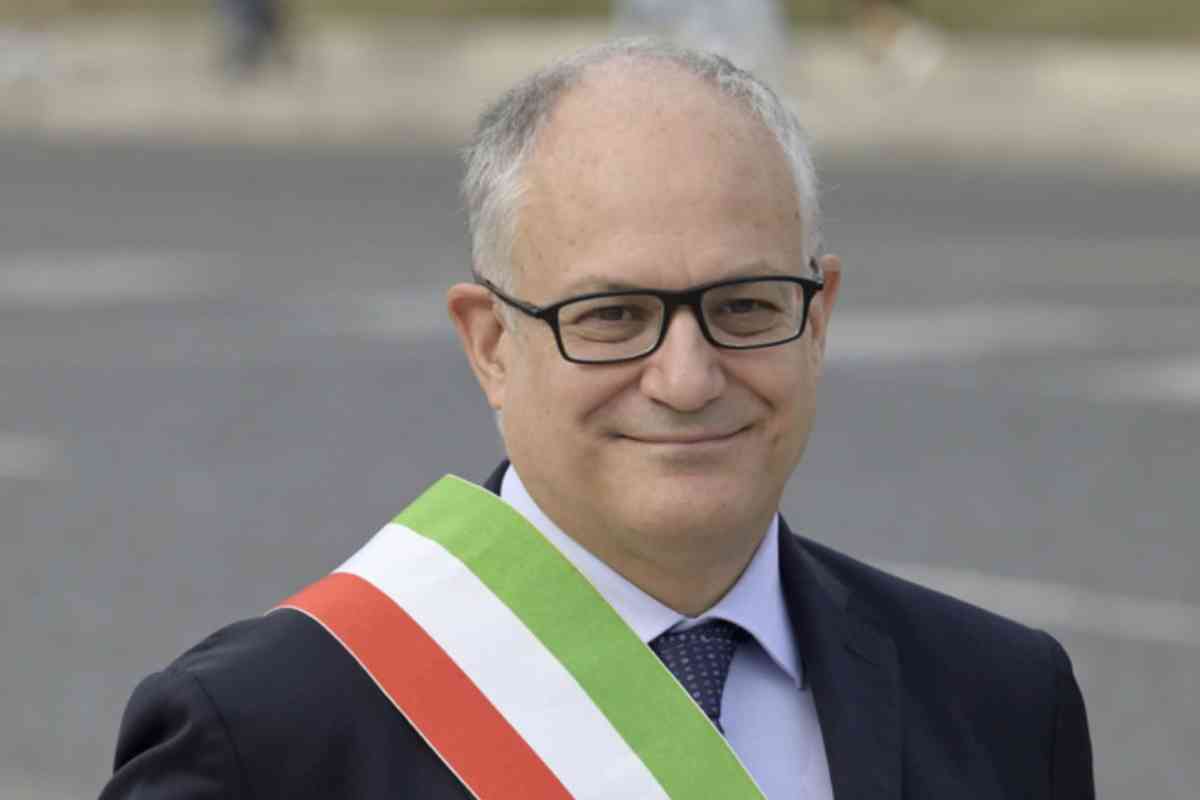 Foto del sindaco Roberto Gualtieri