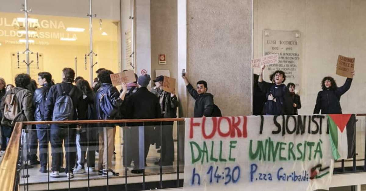 Protesta all'Università di Napoli