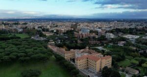 Monteverde vista dall'alto con il drone